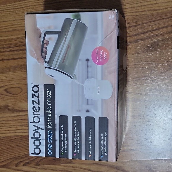 Baby Brezza one step formula mixer NEW in box pitcher baby shower - Picture 3 of 3